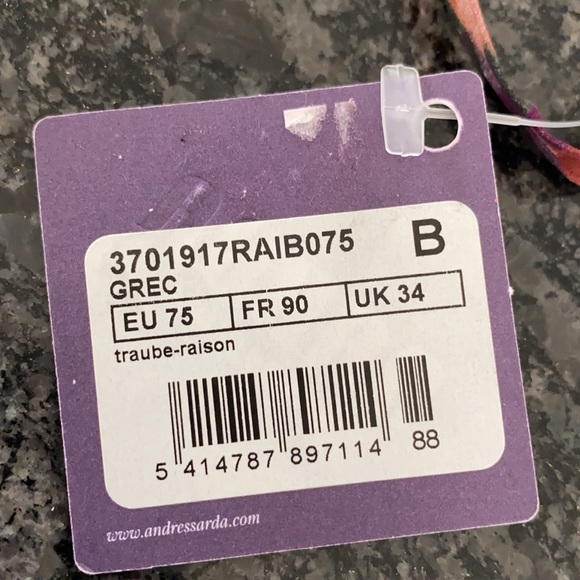 Women’s bra - Picture 3 of 3